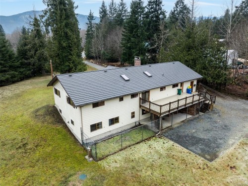8335 Youbou Rd, Lake Cowichan, BC 