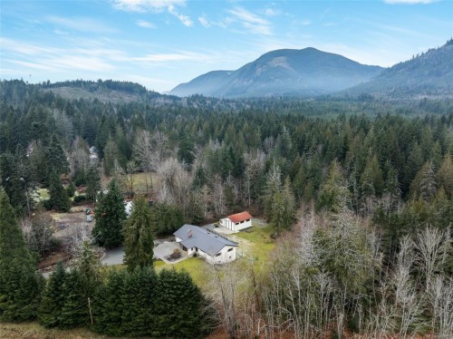 8335 Youbou Rd, Lake Cowichan, BC 