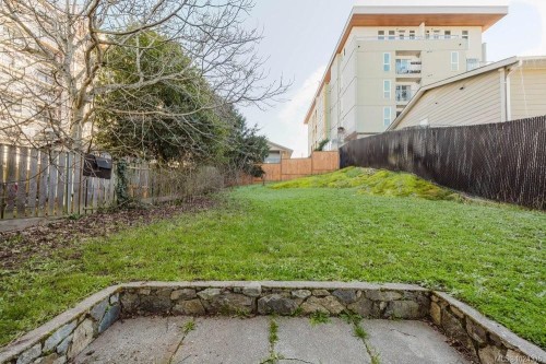 841 Old Esquimalt Rd, Esquimalt, BC - Outdoor