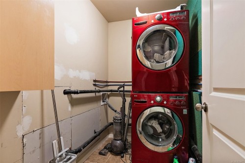 1051 Fashoda Pl, Langford, BC 