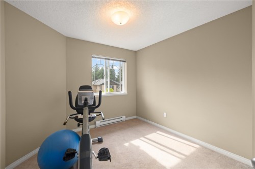 8 Newstead Cres, View Royal, BC 