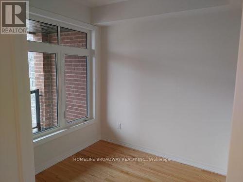 56 Delano Way, Newmarket, ON - Indoor Photo Showing Other Room