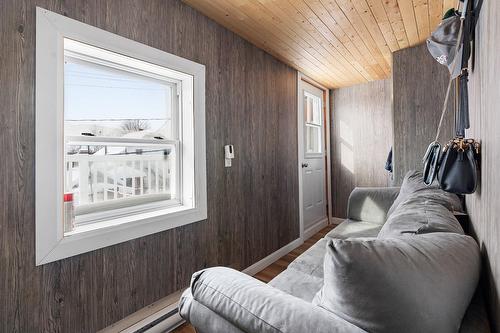 Solarium/Verrière - 333  - 335 Av. Giguère, Québec (Les Rivières), QC - Indoor Photo Showing Other Room