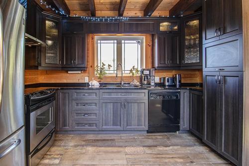 Cuisine - 6901 Boul. Martel, Saint-Honoré, QC - Indoor Photo Showing Kitchen