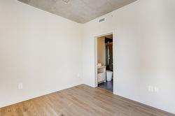 Salle de bains attenante à la CCP - 