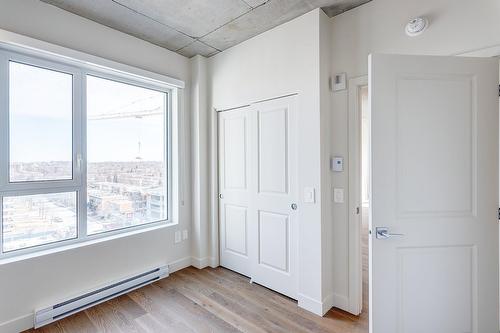 Chambre à coucher - 905-3000 Boul. Thimens, Montréal (Saint-Laurent), QC - Indoor Photo Showing Other Room