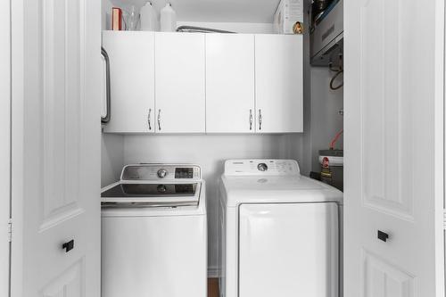 Salle de lavage - 303-1 Rue William, Mercier, QC - Indoor Photo Showing Laundry Room