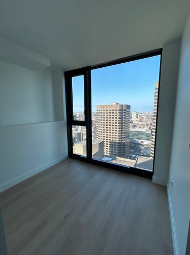 Chambre à coucher - 2910-1210 Rue Jeanne-Mance, Montréal (Ville-Marie), QC - Indoor Photo Showing Other Room