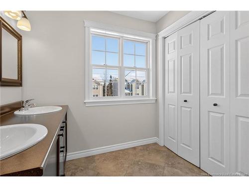 23 Syrah, Dieppe, NB 