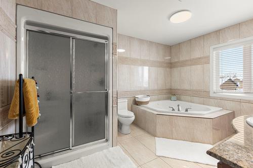 Salle de bains attenante à la CCP - 241 Rue Dali, Dollard-Des-Ormeaux, QC - Indoor Photo Showing Bathroom