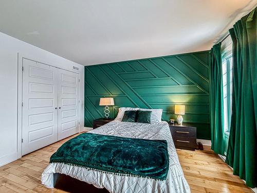 Chambre à coucher principale - 220 Place De La Rivière, Lachute, QC - Indoor Photo Showing Bedroom