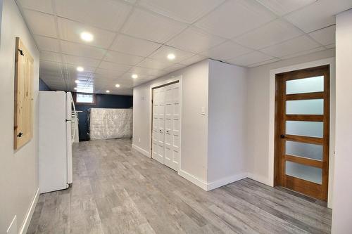 Salle familiale - 853 Av. Bérard, Val-D'Or, QC - Indoor