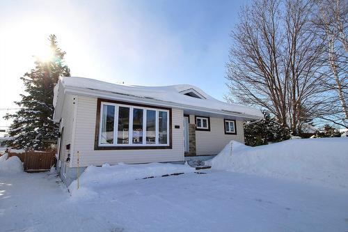 Façade - 853 Av. Bérard, Val-D'Or, QC - Outdoor