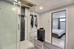 Salle de bains attenante à la CCP - 