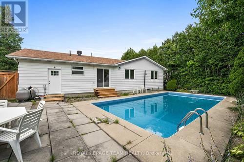 968 Walkley Road, Ottawa, ON - Outdoor With In Ground Pool With Exterior