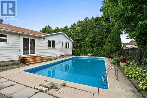 968 Walkley Road, Ottawa, ON - Outdoor With In Ground Pool