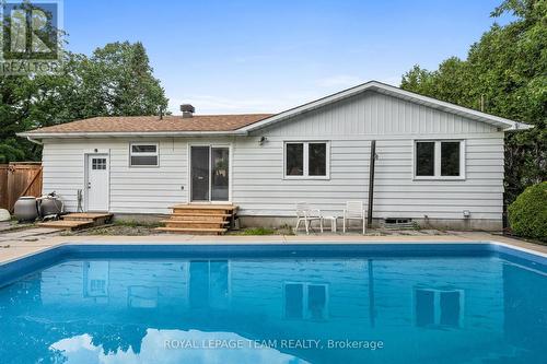 968 Walkley Road, Ottawa, ON - Outdoor With In Ground Pool