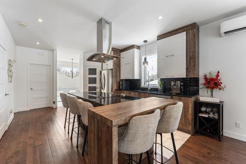 Cuisine - 531 Rue Casavant, Granby, QC - Indoor Photo Showing Dining Room