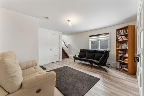 Boudoir - 531 Rue Casavant, Granby, QC - Indoor Photo Showing Living Room