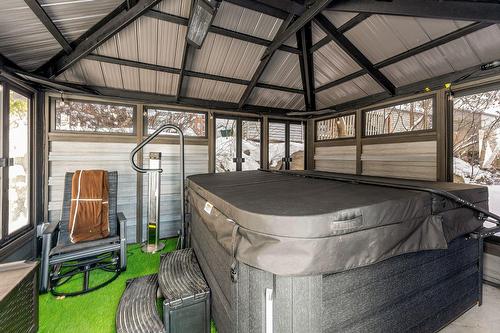 Spa - 531 Rue Casavant, Granby, QC -  Photo Showing Other Room