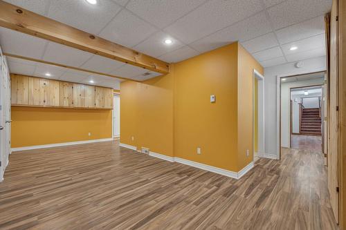 Salle familiale - 7265 Boul. Cloutier, Québec (Charlesbourg), QC - Indoor