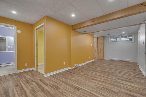 Salle familiale - 7265 Boul. Cloutier, Québec (Charlesbourg), QC - Indoor Photo Showing Other Room
