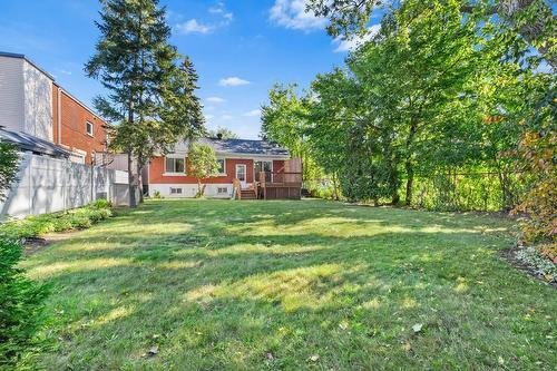 Cour - 20 Rue Émile, Laval (Laval-Des-Rapides), QC - Outdoor