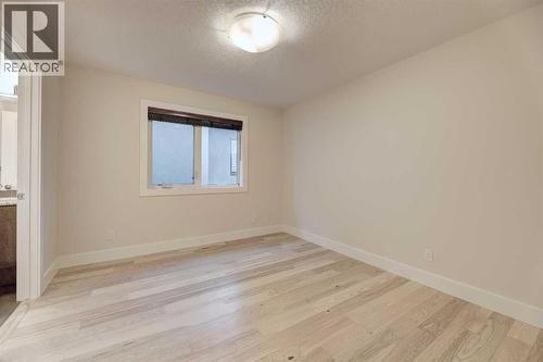 2, 308 12 Avenue Ne, Calgary, AB - Indoor Photo Showing Other Room