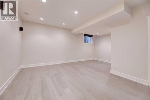 2, 308 12 Avenue Ne, Calgary, AB - Indoor Photo Showing Other Room