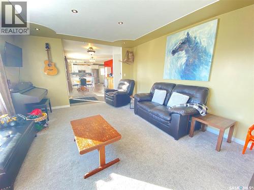 11 Harrigan Crescent, Maple Creek, SK - Indoor