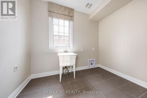 1 Sunset Way, Thorold, ON - Indoor Photo Showing Other Room
