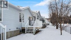 Back deck looking out on open field - 
