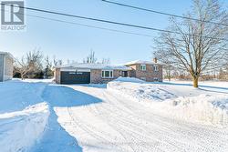 1 MANCINI DRIVE  Kawartha Lakes (Woodville), ON K0M 2T0