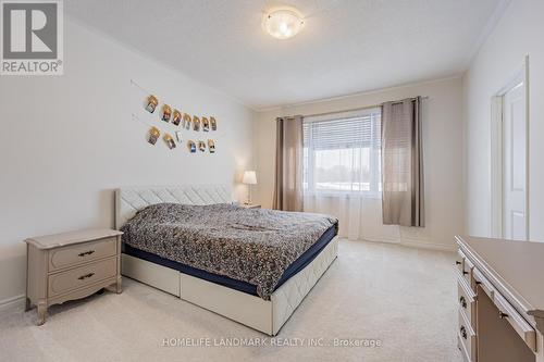 1102 Pisces Trail, Pickering, ON - Indoor Photo Showing Bedroom