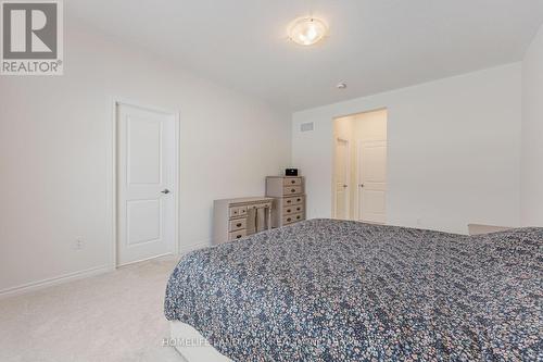 1102 Pisces Trail, Pickering, ON - Indoor Photo Showing Bedroom