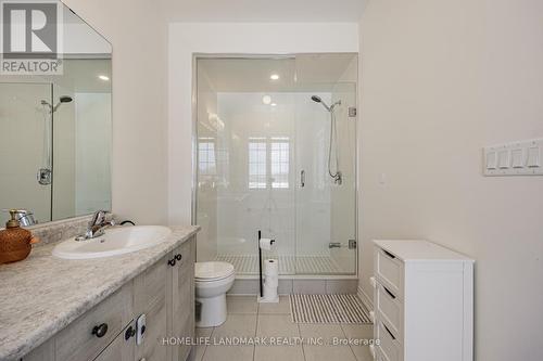 1102 Pisces Trail, Pickering, ON - Indoor Photo Showing Bathroom