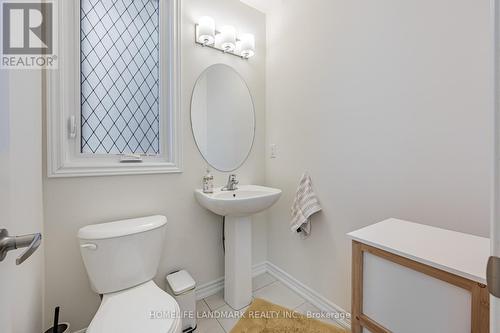 1102 Pisces Trail, Pickering, ON - Indoor Photo Showing Bathroom