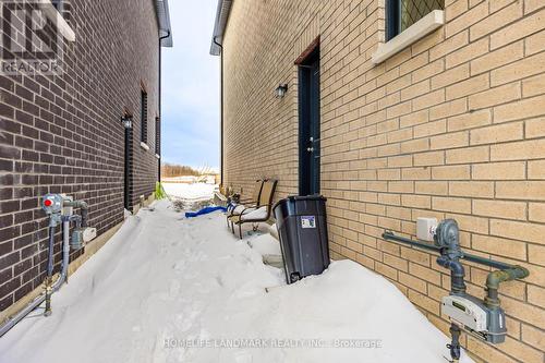 1102 Pisces Trail, Pickering, ON - Outdoor With Exterior