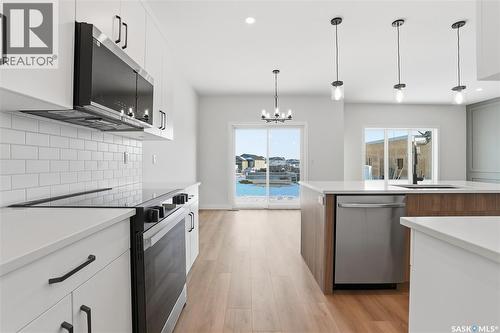 190 Doran Way, Saskatoon, SK - Indoor Photo Showing Kitchen