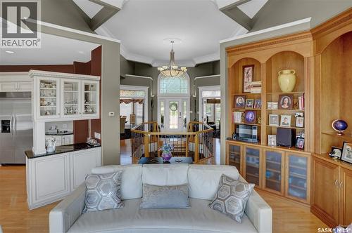 1453 Normandy Drive, Moose Jaw, SK - Indoor Photo Showing Living Room