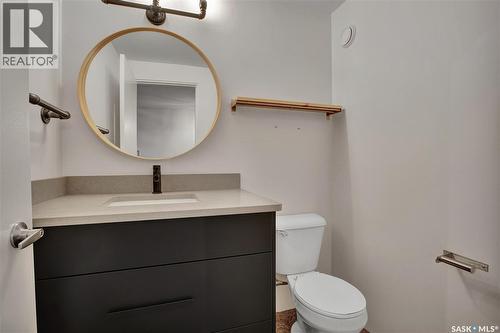 223 120 23Rd Street E, Saskatoon, SK - Indoor Photo Showing Bathroom