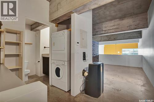 223 120 23Rd Street E, Saskatoon, SK - Indoor Photo Showing Laundry Room