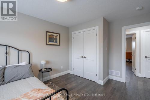 Upper - 30 Compass Trail, Central Elgin, ON - Indoor Photo Showing Bedroom