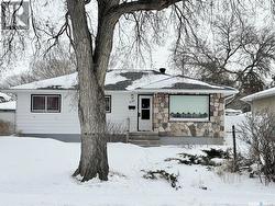639 MCINTOSH STREET  Regina, SK S4T 5B3