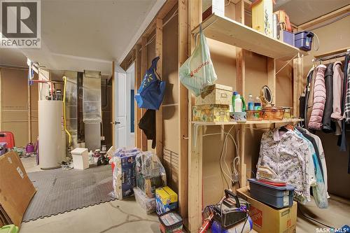 421 2315 Mcclocklin Road, Saskatoon, SK - Indoor With Storage
