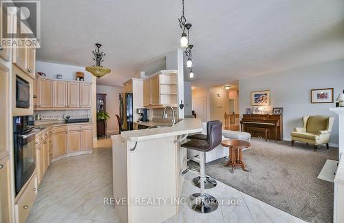 1075 Dalton Road, Timmins (Ts - Dalton), ON - Indoor Photo Showing Kitchen With Upgraded Kitchen