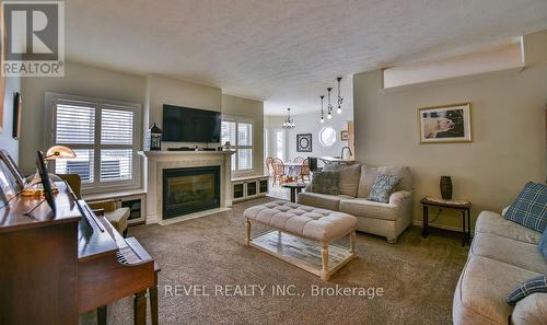 1075 Dalton Road, Timmins (Ts - Dalton), ON - Indoor Photo Showing Living Room With Fireplace