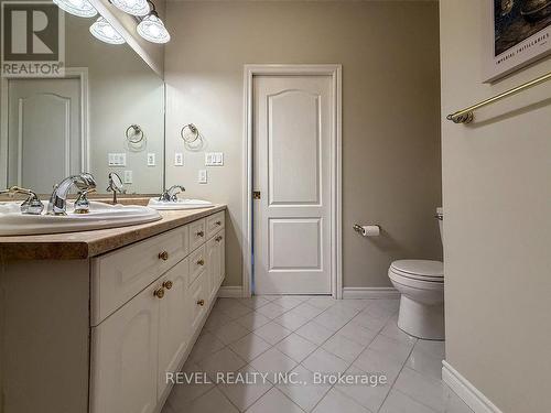 1075 Dalton Road, Timmins (Ts - Dalton), ON - Indoor Photo Showing Bathroom