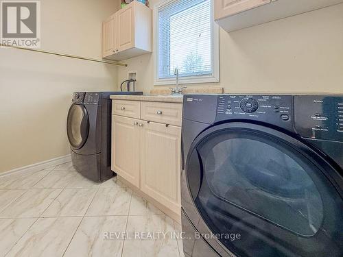 1075 Dalton Road, Timmins (Ts - Dalton), ON - Indoor Photo Showing Laundry Room