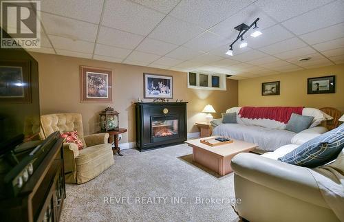 1075 Dalton Road, Timmins (Ts - Dalton), ON - Indoor With Fireplace